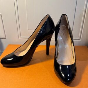 Jessica Simpson Glossy Black Heels